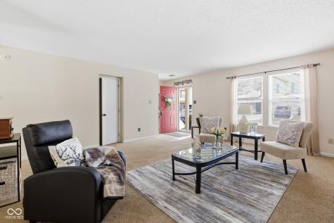 7435 Bluebird Court Indianapolis IN 46254