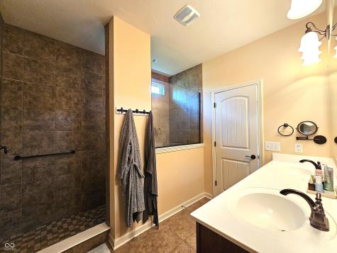 6512 Flat Ridge Lane Brownsburg IN 46112