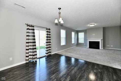 8404 Penbrooke Place Indianapolis IN 46237