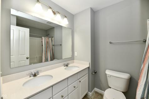 8404 Penbrooke Place Indianapolis IN 46237