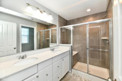8404 Penbrooke Place Indianapolis IN 46237