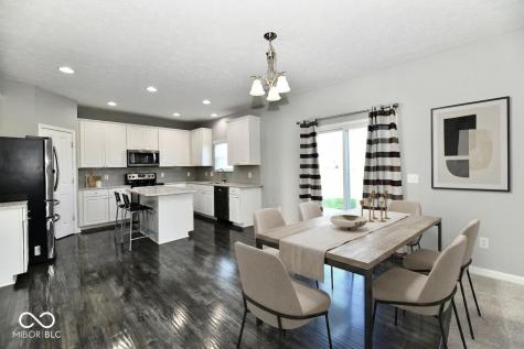 8404 Penbrooke Place Indianapolis IN 46237