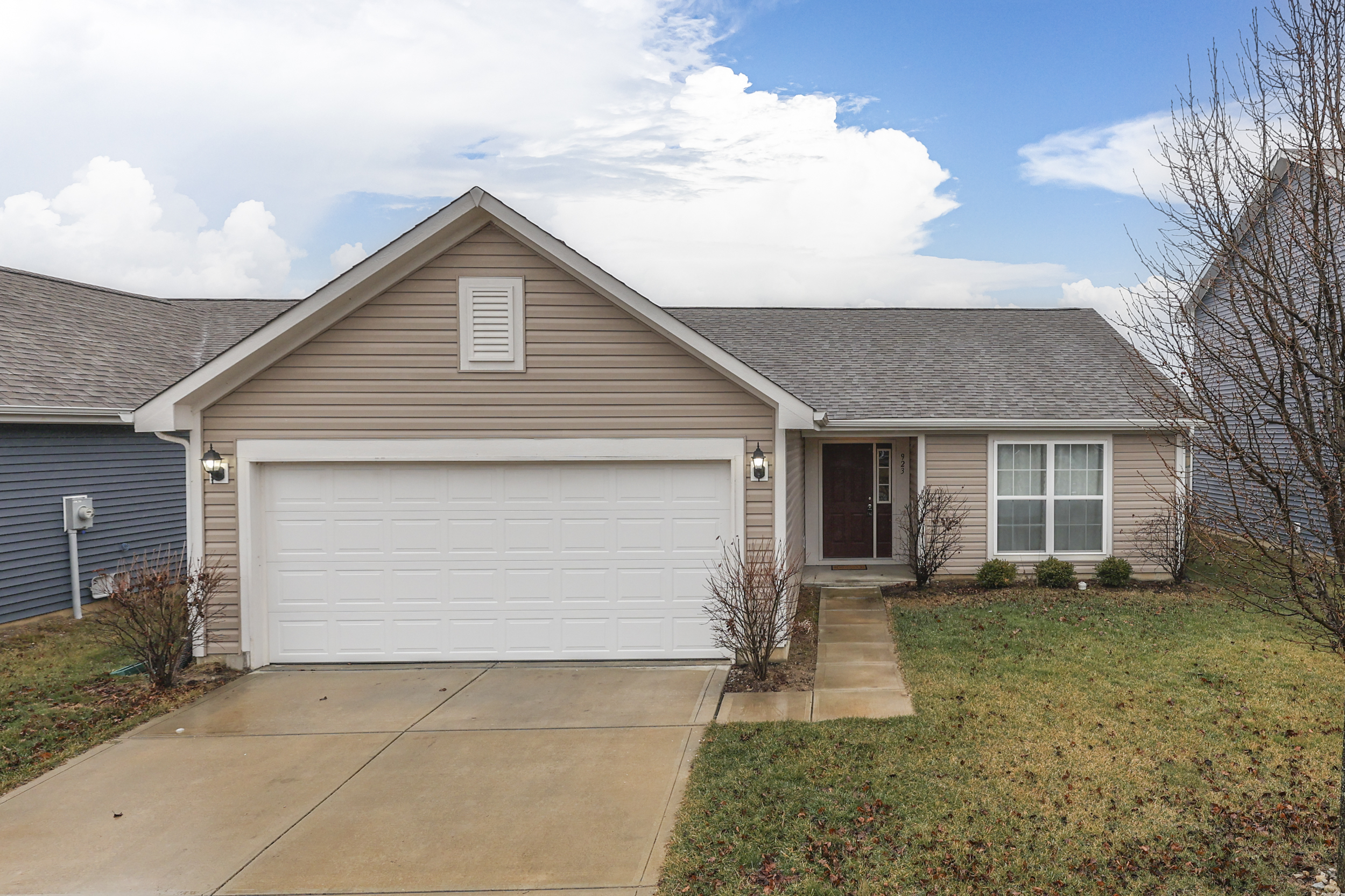 923 Fieldstone Drive Franklin IN 46131