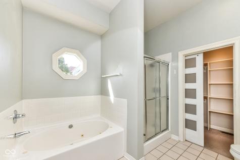 7830 Indian Pointe Drive Indianapolis IN 46236