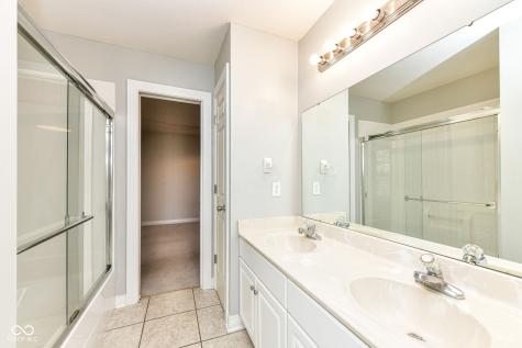 7830 Indian Pointe Drive Indianapolis IN 46236