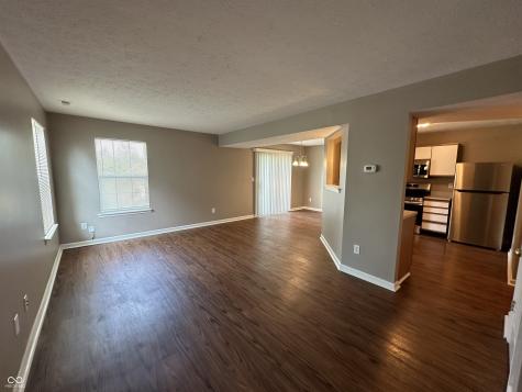 1218 Tealpoint Circle Indianapolis IN 46229