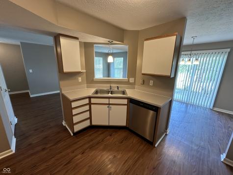 1218 Tealpoint Circle Indianapolis IN 46229