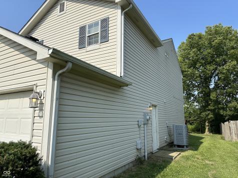 1218 Tealpoint Circle Indianapolis IN 46229