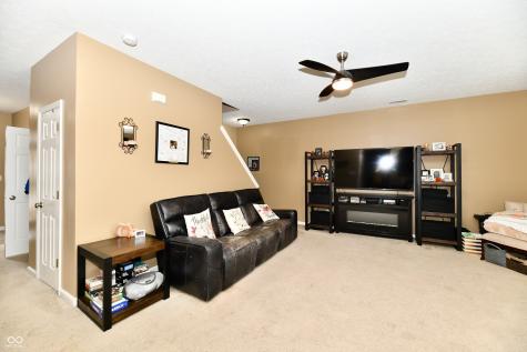 5862 Columbia Circle Greenwood IN 46142