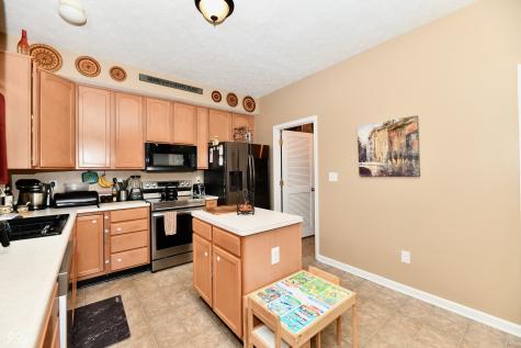 5862 Columbia Circle Greenwood IN 46142