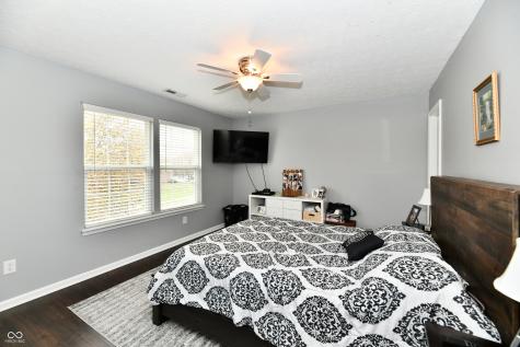 5862 Columbia Circle Greenwood IN 46142