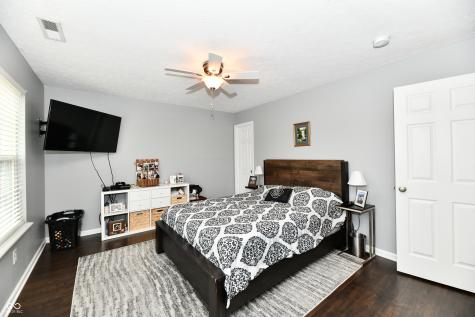 5862 Columbia Circle Greenwood IN 46142