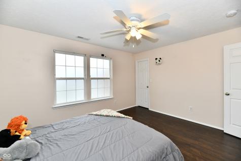 5862 Columbia Circle Greenwood IN 46142