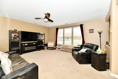 5862 Columbia Circle Greenwood IN 46142