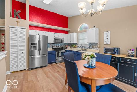 12645 Pine Grove Court Indianapolis IN 46236