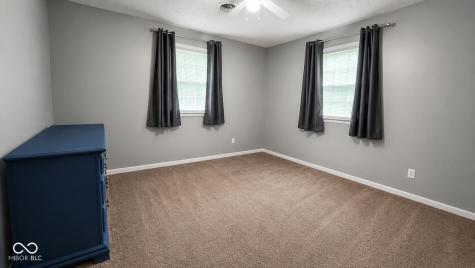 820 Maplewood Drive Seymour IN 47274