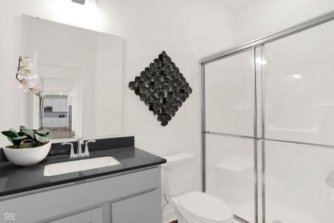 1049 Elmwood Lane Greenwood IN 46143