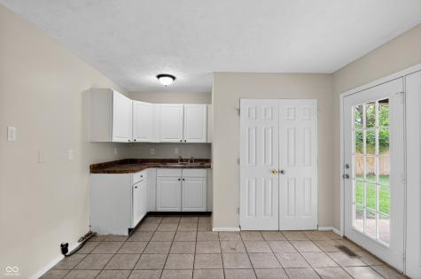 3908 N Mitthoefer Road Indianapolis IN 46235