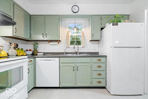 6011 Buttonwood Drive Noblesville IN 46062