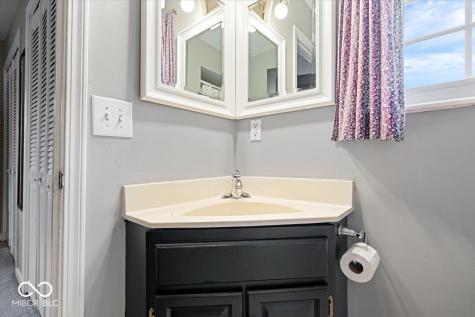 6011 Buttonwood Drive Noblesville IN 46062