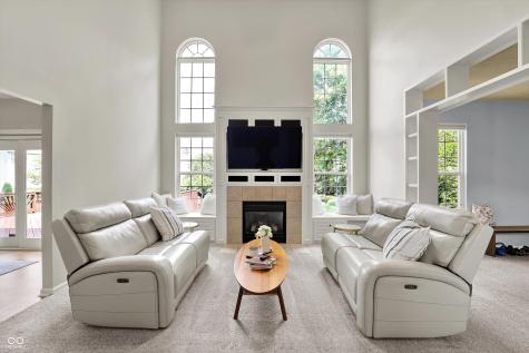 13757 Flintridge Pass Carmel IN 46033