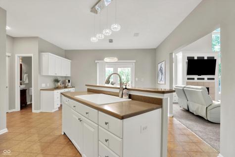 13757 Flintridge Pass Carmel IN 46033