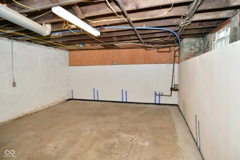 702 N Riley Avenue Indianapolis IN 46201