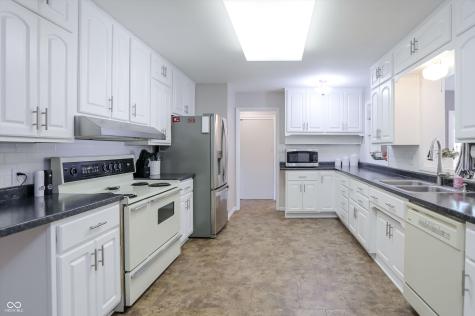5338 E Fall Creek Parkway Drive N Indianapolis IN 46220