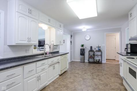 5338 E Fall Creek Parkway Drive N Indianapolis IN 46220