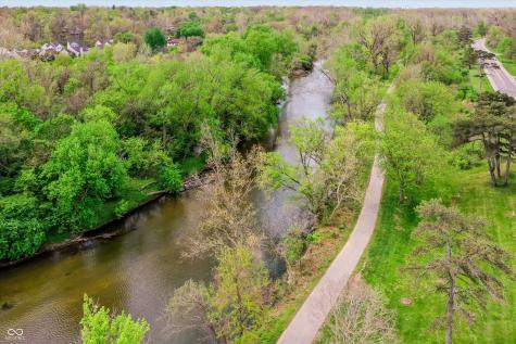 5338 E Fall Creek Parkway Drive N Indianapolis IN 46220