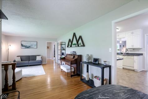 5338 E Fall Creek Parkway Drive N Indianapolis IN 46220