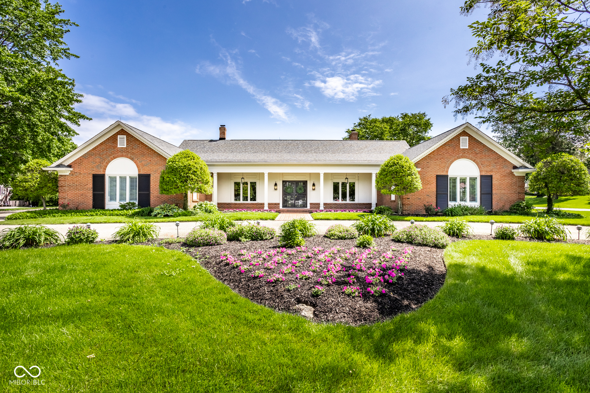 9512 Holliday Circle Indianapolis IN 46260