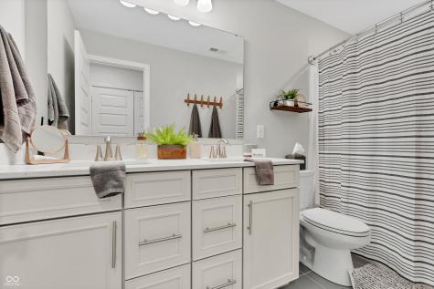 4137 Grange Drive Bargersville IN 46106