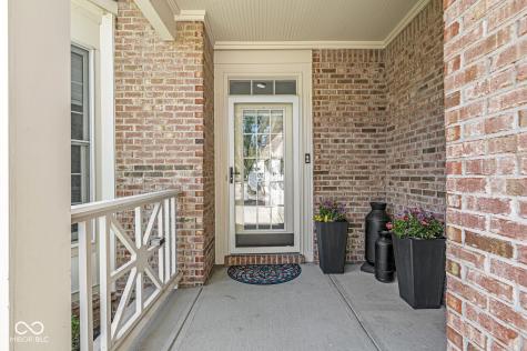 8136 Gwinnett Place Indianapolis IN 46250