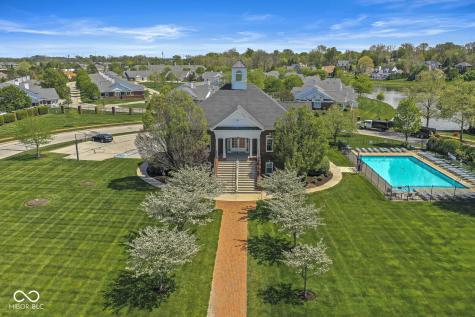 8136 Gwinnett Place Indianapolis IN 46250