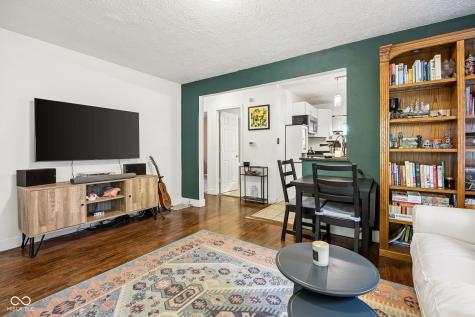 4935 Indianola Avenue Indianapolis IN 46205