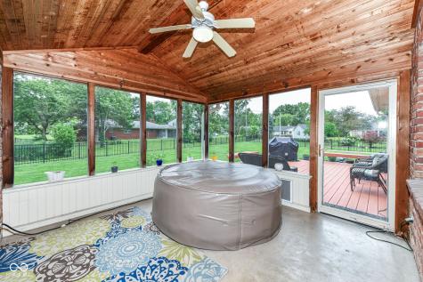 6053 Halfmoon Lane Indianapolis IN 46220