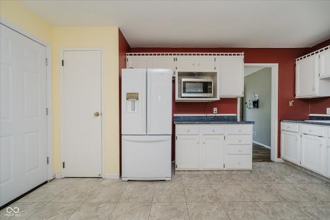 256 Bittersweet Drive New Whiteland IN 46184