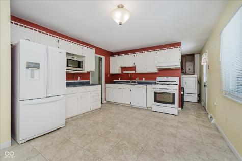 256 Bittersweet Drive New Whiteland IN 46184