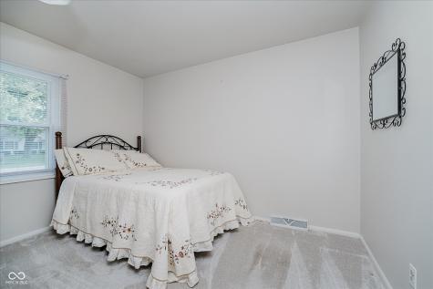 256 Bittersweet Drive New Whiteland IN 46184