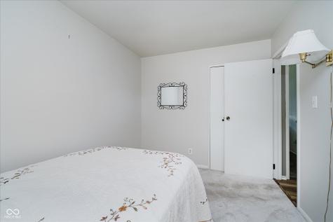 256 Bittersweet Drive New Whiteland IN 46184