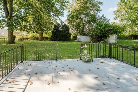 256 Bittersweet Drive New Whiteland IN 46184