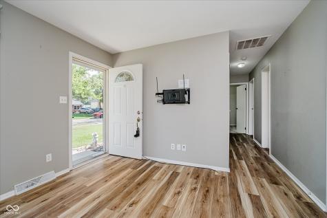 256 Bittersweet Drive New Whiteland IN 46184
