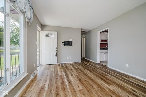256 Bittersweet Drive New Whiteland IN 46184