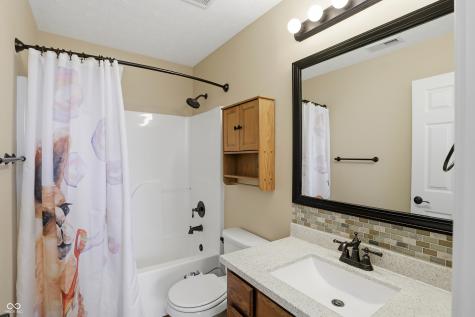 2415 Derby Drive Shelbyville IN 46176