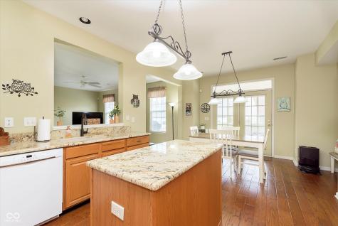 1336 Rolling Hills Court Indianapolis IN 46214
