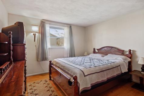 612 E Mcdonald Street Hartford City IN 47348