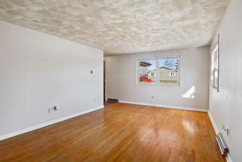 612 E Mcdonald Street Hartford City IN 47348