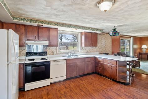 612 E Mcdonald Street Hartford City IN 47348
