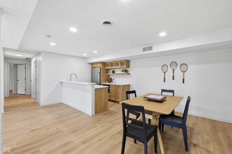 6908 Creekridge Trail Indianapolis IN 46256